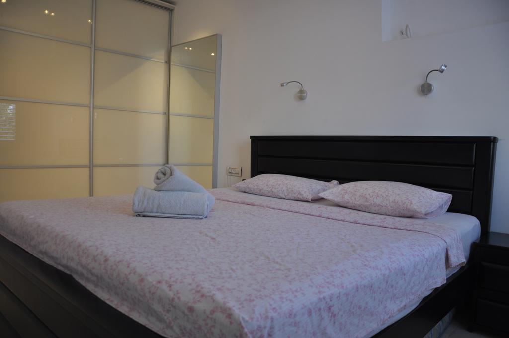 Vip Apartment Bat Yam Buitenkant foto